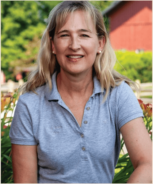 Christina Cable, DVM